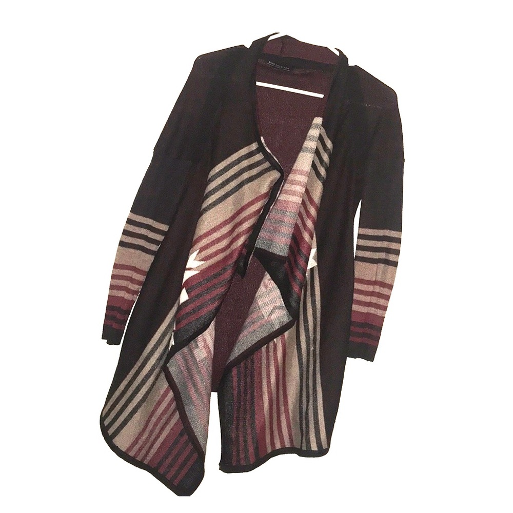 Like new-Beautiful light cardigan tribal print